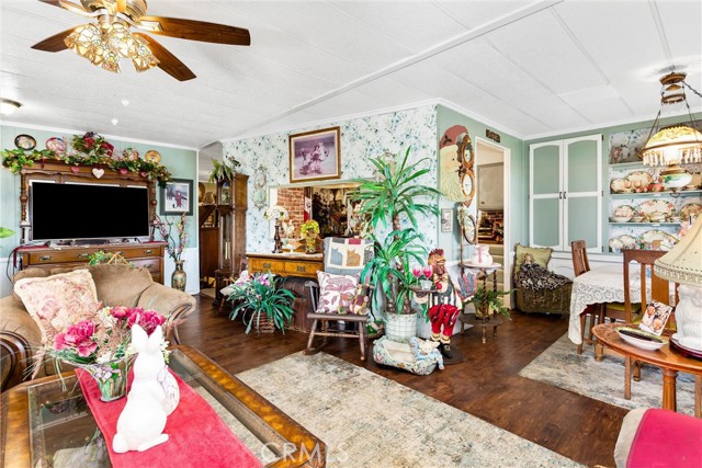 Detail Gallery Image 10 of 41 For 5001 W Florida Ave #81,  Hemet,  CA 92545 - 2 Beds | 2 Baths