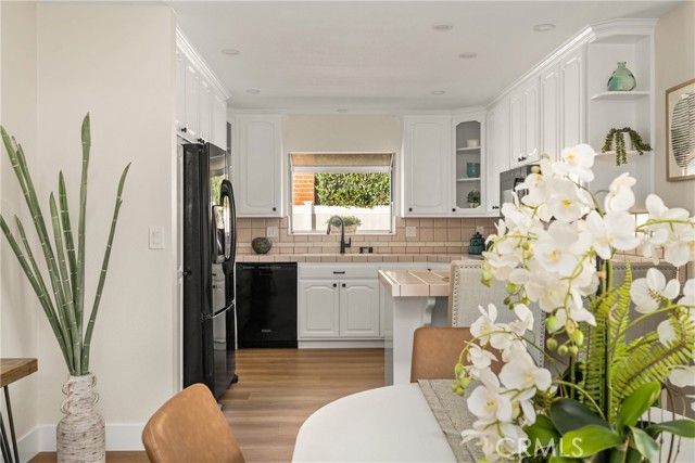 Detail Gallery Image 14 of 38 For 17588 Santa Paula, Fountain Valley,  CA 92708 - 4 Beds | 2 Baths