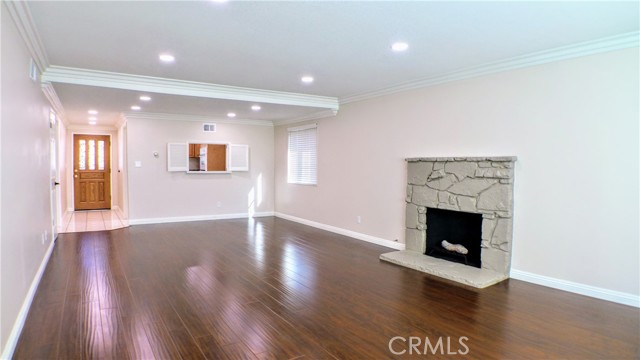 Detail Gallery Image 3 of 21 For 19113 Radlett Ave., Carson,  CA 90746 - 4 Beds | 2 Baths