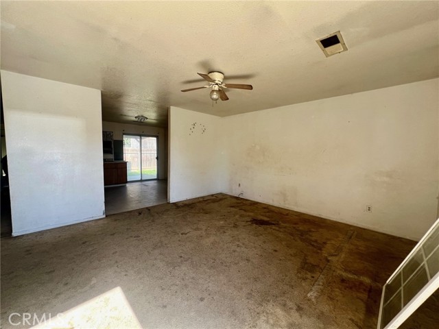 Detail Gallery Image 2 of 5 For 43 Skylark, Merced,  CA 95341 - 3 Beds | 1 Baths