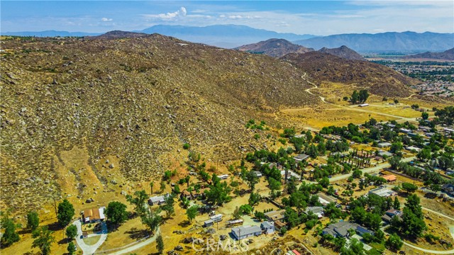 Detail Gallery Image 17 of 30 For 25961 Juniper Springs Rd, Homeland,  CA 92545 - – Beds | – Baths