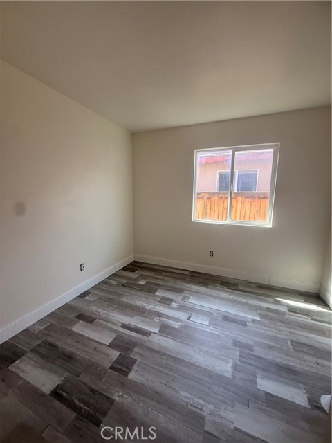 Detail Gallery Image 3 of 6 For 11648 Dos Palmas, Victorville,  CA 92392 - 4 Beds | 2 Baths