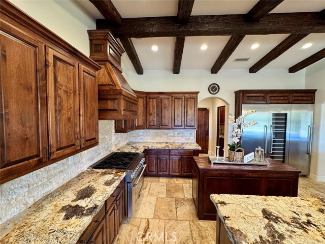 1415 Via Vallarta, Riverside CA: https://media.crmls.org/medias/ab02f970-d9f9-4325-9c41-57c62b770ff4.jpg