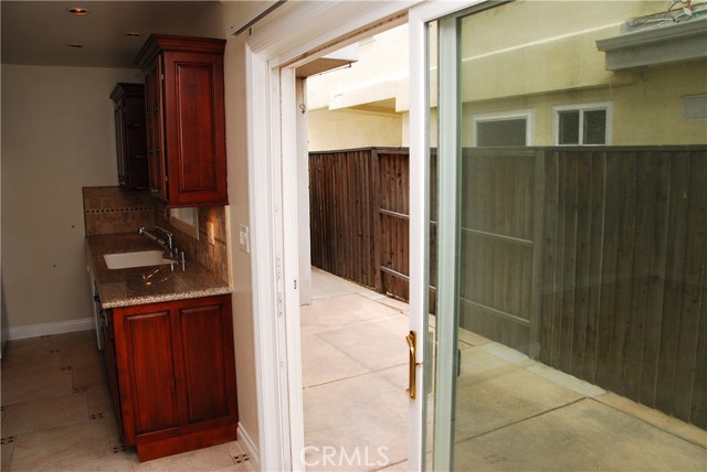 Detail Gallery Image 14 of 26 For Address Is Not Disclosed, Newport Beach,  CA 92661 - 1 Beds | 1 Baths