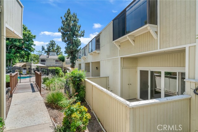 662 Sycamore Avenue, Claremont CA: https://media.crmls.org/medias/ab0393d4-9e96-48c7-bda0-786fd7bd0ac5.jpg