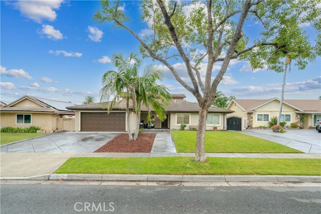 148 N Jerrilee LN