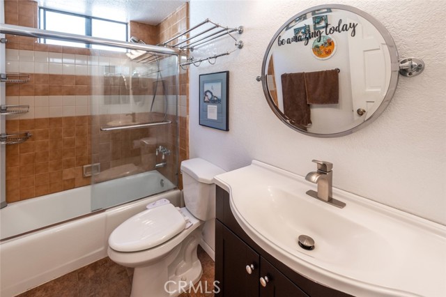 2110 Vanderbilt Lane, Redondo Beach, California 90278, 2 Bedrooms Bedrooms, ,2 BathroomsBathrooms,Residential,Sold,Vanderbilt,PV21255793