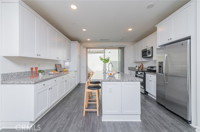 Detail Gallery Image 12 of 33 For 4836 S Monarch Pl, Ontario,  CA 91762 - 3 Beds | 3 Baths