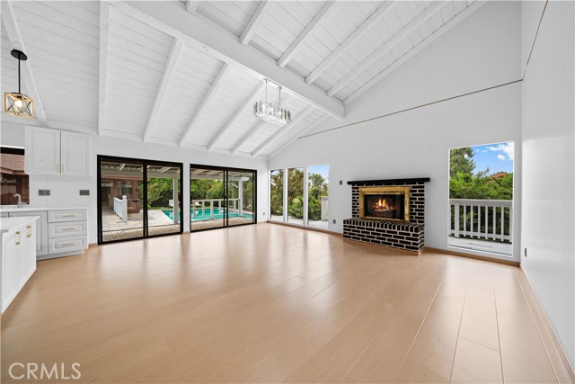 27411 Santa Fe Street, Hemet CA: https://media.crmls.org/medias/ab04ed63-88da-4516-ba08-2c0f0e4021e6.jpg