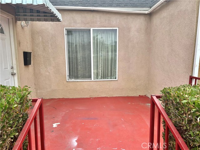 Detail Gallery Image 4 of 14 For 1543 W 79th St, Los Angeles,  CA 90047 - 2 Beds | 1 Baths