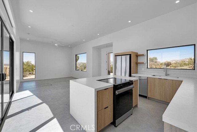 7192 Mount Shasta Avenue, Joshua Tree CA: https://media.crmls.org/medias/ab05347c-a4c0-49c5-b7ae-50f8f437df51.jpg