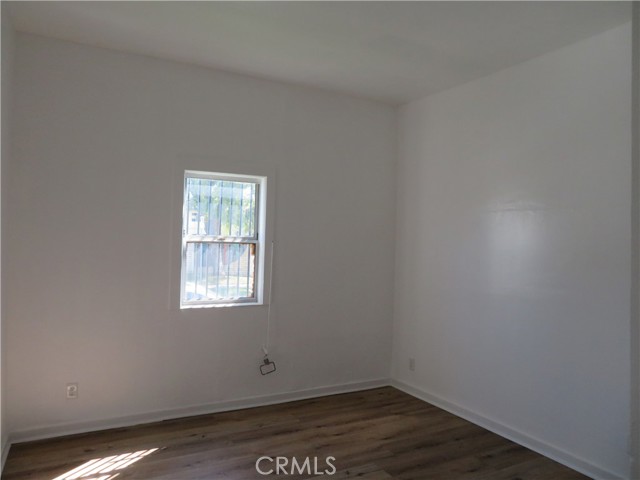 Detail Gallery Image 12 of 19 For 156 E Colden, Los Angeles,  CA 90003 - 2 Beds | 1 Baths