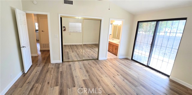 8730 N 6th, Downey CA: https://media.crmls.org/medias/ab06525f-fab6-4016-b537-4325f5f26f57.jpg