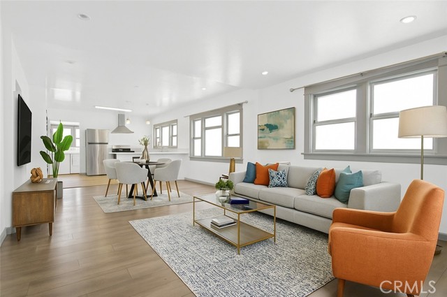 1575 W 37th Street, Los Angeles CA: https://media.crmls.org/medias/ab066348-0b15-4961-8751-a8a94bce154c.jpg