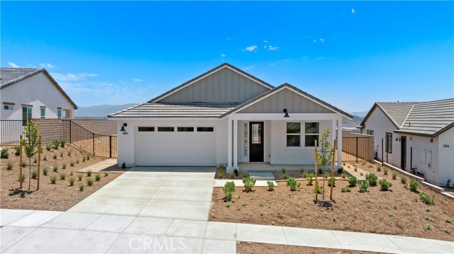 Detail Gallery Image 2 of 40 For 28534 Orange Park Dr, Castaic,  CA 91384 - 3 Beds | 2/1 Baths