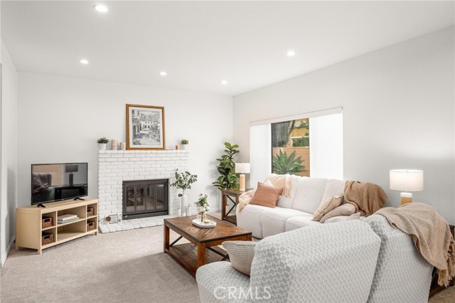 2221 Dufour Avenue, Redondo Beach CA: https://media.crmls.org/medias/ab07ebf6-dcd4-4ef2-8adc-b0c40a143ff2.jpg