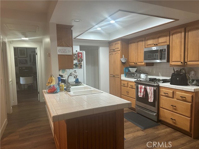 Detail Gallery Image 10 of 24 For 9370 Somerset, Rancho Cucamonga,  CA 91701 - 4 Beds | 2 Baths