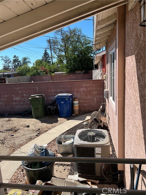 8655 RINCON Avenue, Sun Valley CA: https://media.crmls.org/medias/ab08d36e-6ca7-4ec6-a005-f432b042141c.jpg