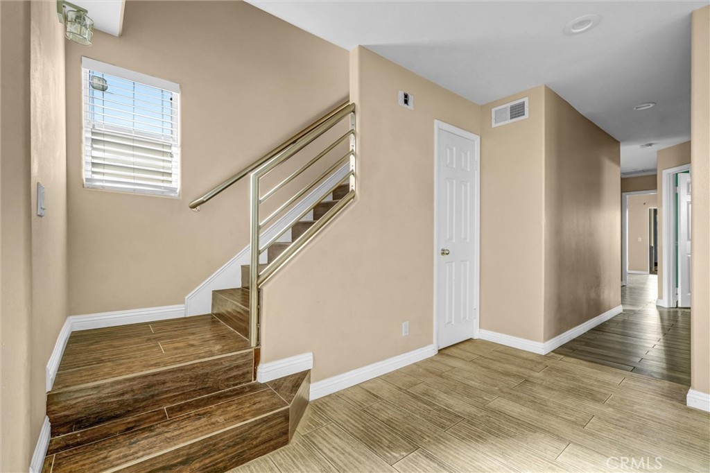 MLS #PW25265837 image #6