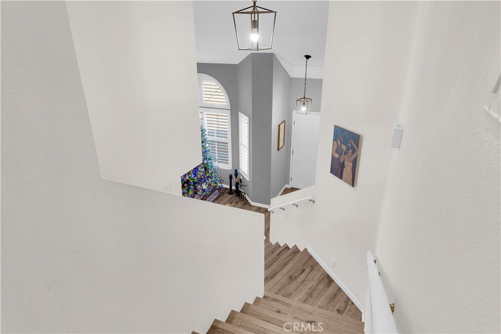 https://media.crmls.org/medias/ab09afb5-a402-4b08-b0fd-15c4fdab0081.jpg?preset=X-Large