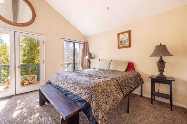 Detail Gallery Image 19 of 75 For 39802 Lakeview Dr #31,  Big Bear Lake,  CA 92315 - 2 Beds | 2/1 Baths