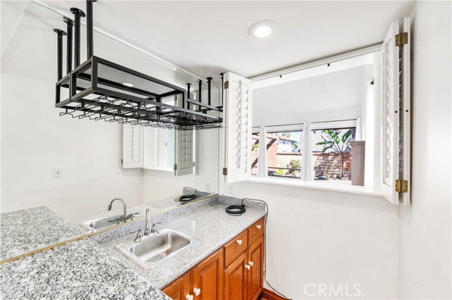 Detail Gallery Image 22 of 67 For 16293 Wayfarer Ln, Huntington Beach,  CA 92649 - 5 Beds | 3/1 Baths