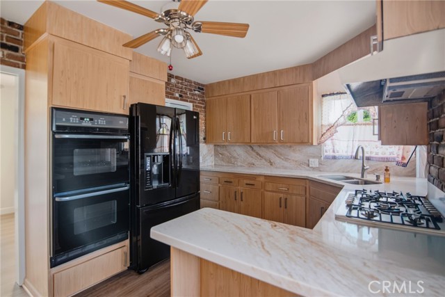 Detail Gallery Image 6 of 29 For 16816 Elgar Ave, Torrance,  CA 90504 - 3 Beds | 2 Baths