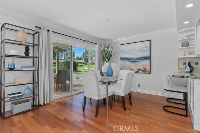 Detail Gallery Image 8 of 32 For 525 Vista Flora, Newport Beach,  CA 92660 - 3 Beds | 2/1 Baths