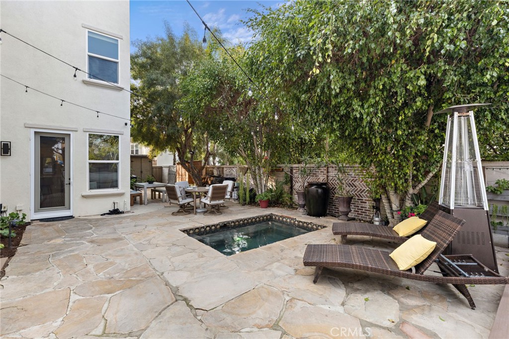 MLS #OC25022354 img 25