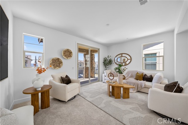 21219 Currant Ct, Chatsworth CA: https://media.crmls.org/medias/ab0e91ca-ff91-4071-a561-bf1f1b6093fe.jpg