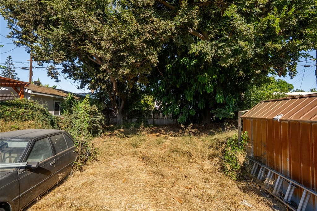 https://media.crmls.org/medias/ab0e97f7-0adf-4829-98d2-328d5c1f6947.jpg?preset=X-Large