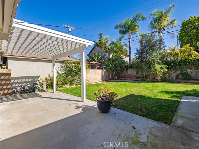Detail Gallery Image 34 of 37 For 7024 Alverstone, Los Angeles,  CA 90045 - 3 Beds | 2 Baths