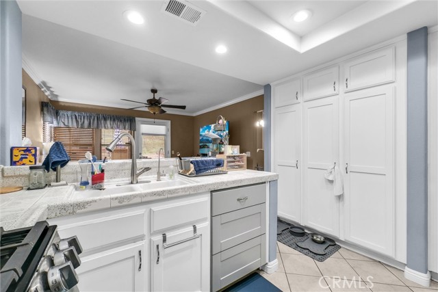 12284 Sandy Creek, Riverside CA: https://media.crmls.org/medias/ab0f4c31-da71-4097-b4b9-bbc037afb30b.jpg
