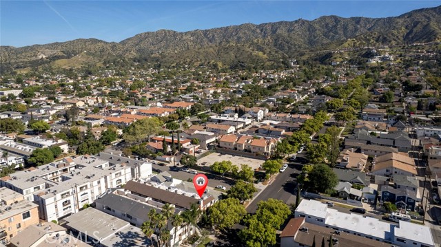 Detail Gallery Image 33 of 33 For 635 E Angeleno #D,  Burbank,  CA 91501 - 2 Beds | 2/1 Baths