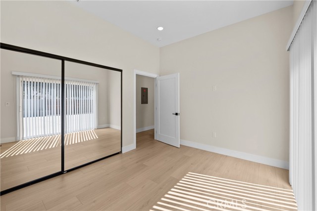 16360 Parthenia photo 60