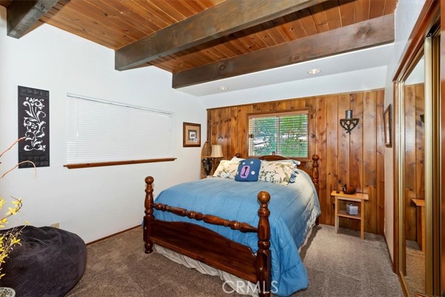 Detail Gallery Image 13 of 29 For 1213 Jungfrau Dr, Crestline,  CA 92325 - 4 Beds | 2/1 Baths