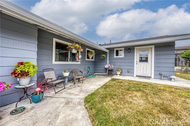 494 S Whipple Street, Fort Bragg CA: https://media.crmls.org/medias/ab13f927-e4bd-4a6b-a860-c1c6d501da68.jpg