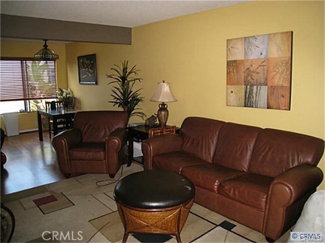 1415 E 4th Street #7