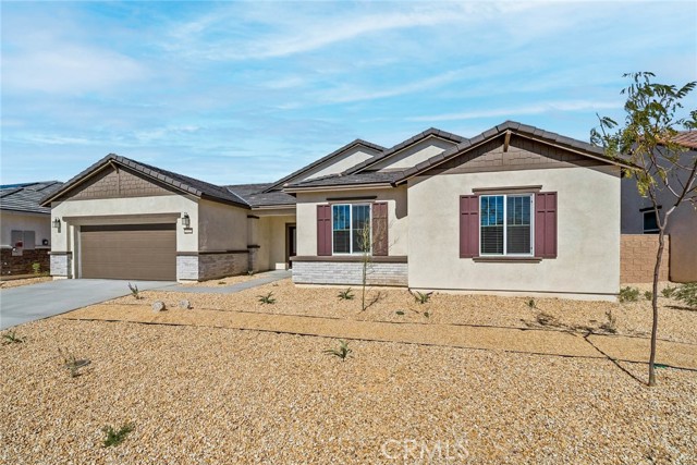 Detail Gallery Image 2 of 19 For 12288 Gold Dust Way, Victorville,  CA 92392 - 4 Beds | 2 Baths
