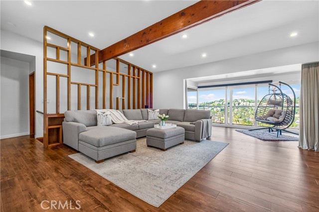 Detail Gallery Image 4 of 38 For 182 Palatine Dr, Alhambra,  CA 91801 - 4 Beds | 3 Baths