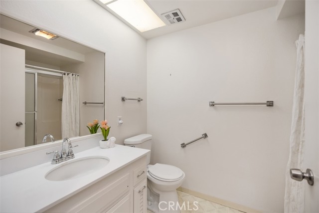 Detail Gallery Image 18 of 39 For 2319 via Puerta #O,  Laguna Woods,  CA 92637 - 2 Beds | 2 Baths