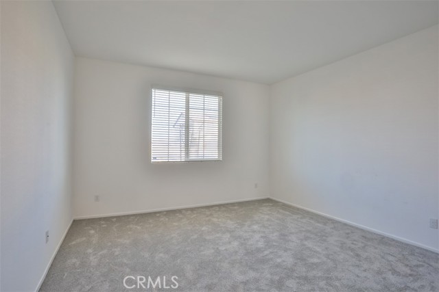 Detail Gallery Image 10 of 33 For 6614 Ardmore Ct, Palmdale,  CA 93552 - 4 Beds | 3 Baths