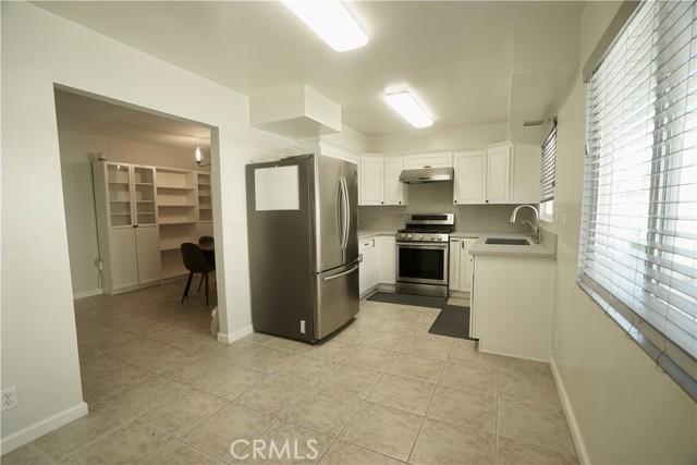 Detail Gallery Image 19 of 48 For 220 N Moore Ave #D,  Monterey Park,  CA 91754 - 3 Beds | 2/1 Baths