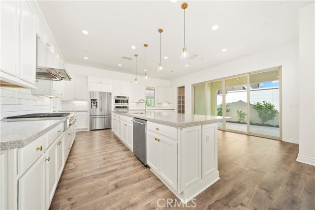 Detail Gallery Image 8 of 29 For 107 Cordial, Irvine,  CA 92620 - 4 Beds | 3 Baths