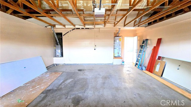 7960 Eugenia Avenue, Fontana CA: https://media.crmls.org/medias/ab198887-ab41-41d5-a467-92bfa94b9ad0.jpg