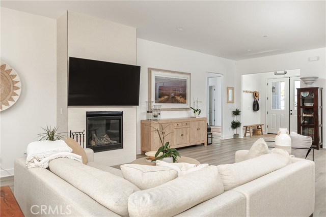 Detail Gallery Image 12 of 41 For 1422 Black Oak Dr, Santa Maria,  CA 93455 - 4 Beds | 3/1 Baths