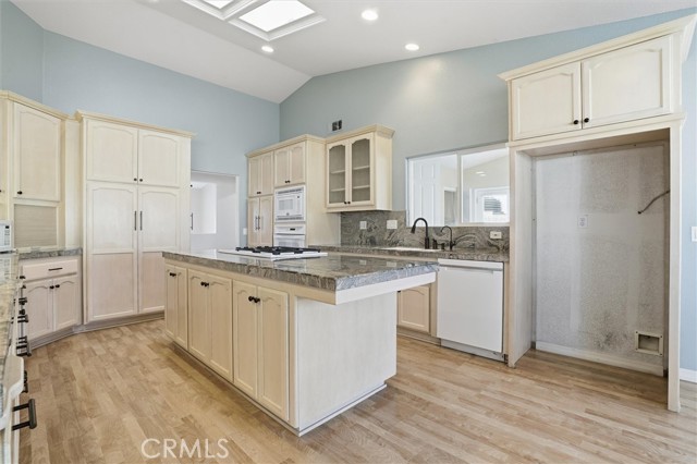 Detail Gallery Image 14 of 42 For 5134 Olive Hill Road, Santa Maria,  CA 93455 - 4 Beds | 2/1 Baths