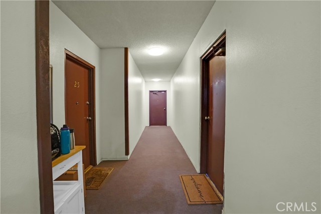 Detail Gallery Image 9 of 12 For 21000 Parthenia St #24,  Canoga Park,  CA 91304 - 1 Beds | 1 Baths