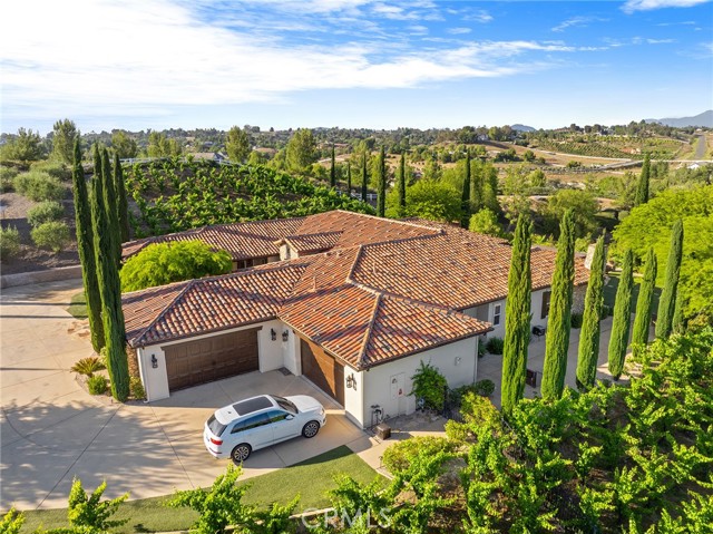 33260 Susan Grace Court, Temecula CA: https://media.crmls.org/medias/ab1ba8d7-974d-4cc9-a6a0-31ee197d8454.jpg