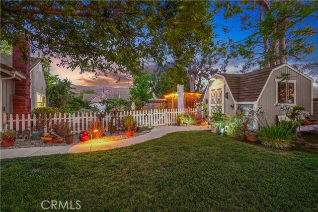 319 Cheerful Court, Simi Valley CA: https://media.crmls.org/medias/ab1bd528-3e11-408c-9483-0dafdc1430c8.jpg